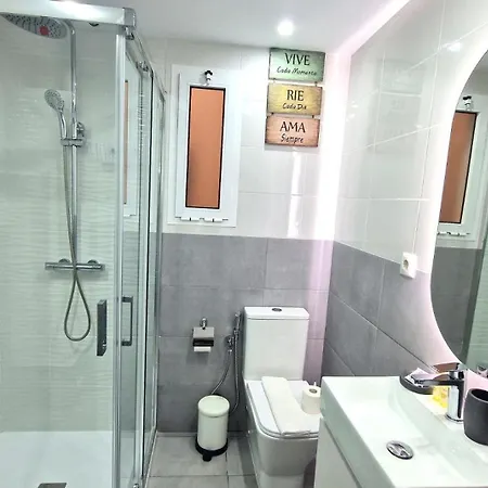 Urban Escape 2br Spanish Style Apartment